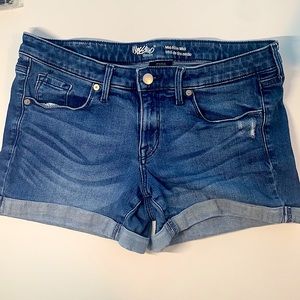 Mossimo Jean Shorts, Mid-Rise, Size 6